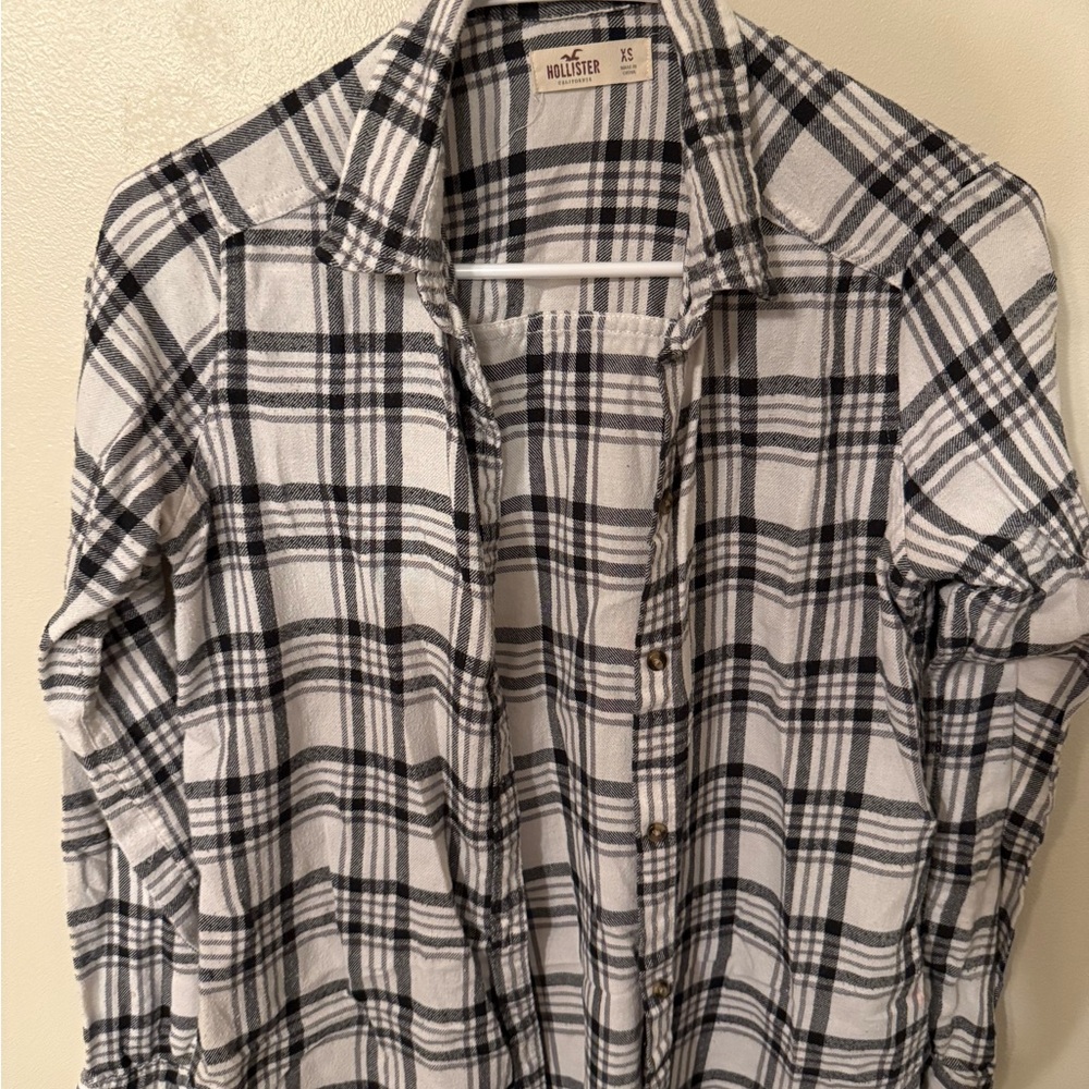 Hollister Monochrome Plaid Shirt